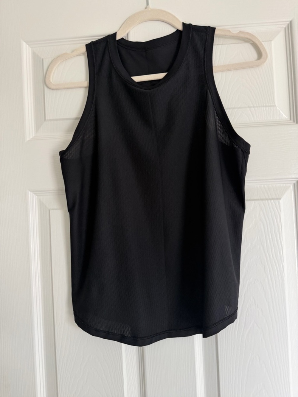 Athleta Black mesh Women's Sleeveless Athletic Tank Top